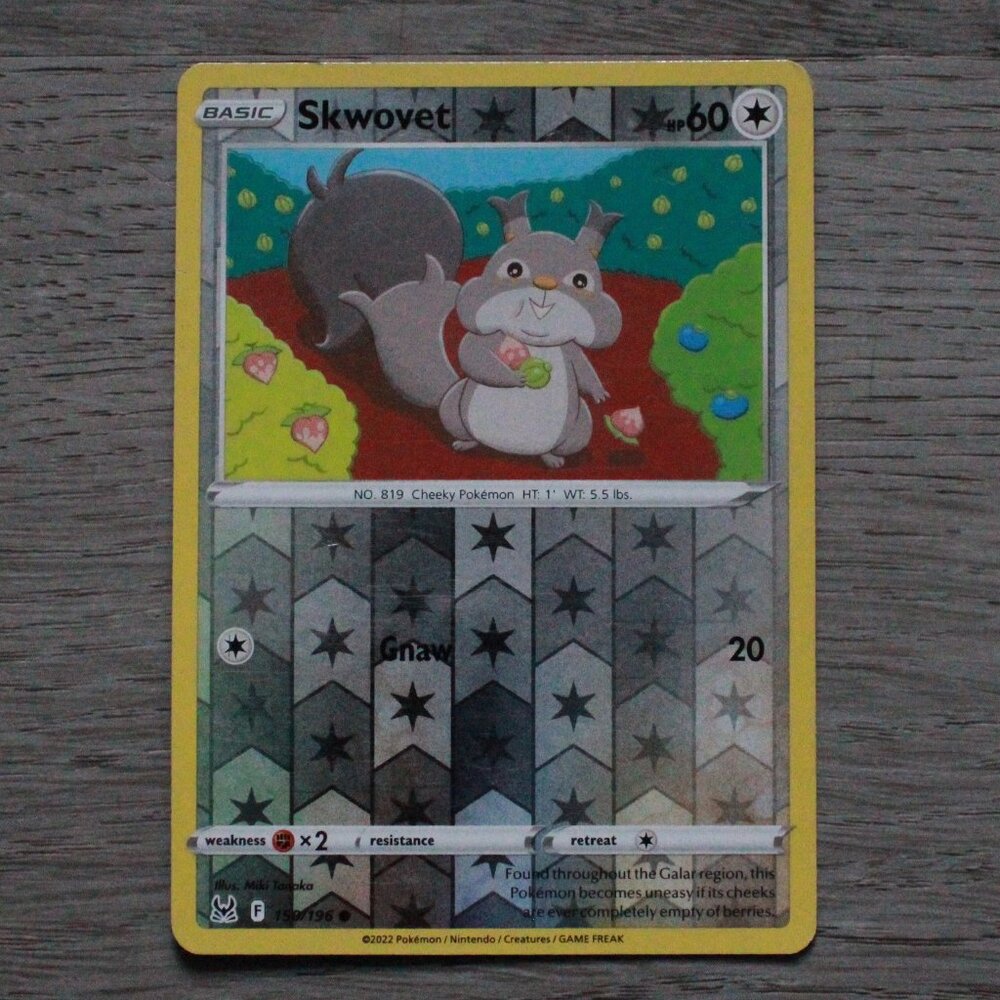 Pokemon "Skwovet" Reverse Holo Trading/Playing Card